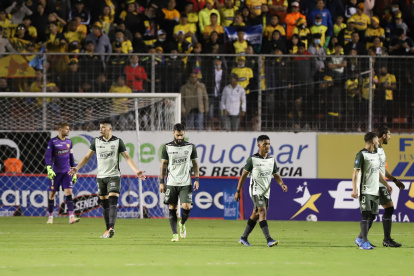 En el Estadio Gonzalo Pozo Ripalda del Sur de Quito se disputa el juego entre Aucas VS Barcelona por una fecha de Liga Pro Quito 23 de Mayo de 2022 GUSTAVO GUAMAN Agencia (ag-expreso ag-extra - ag-Quito)