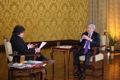 El 12 de octubre de 2022, el presidente Lasso brindó una entrevista de dos horas donde abordo las críticas a su Gobierno.
