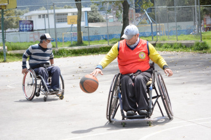 Diversión. Los asistentes gozarán de unas instalaciones en perfecto estado sin ningún bache en el piso.
