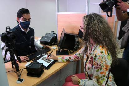 Crisis. Este mes se habilitarán 10 mil turnos para pasaportes, dijo el director de la institución.