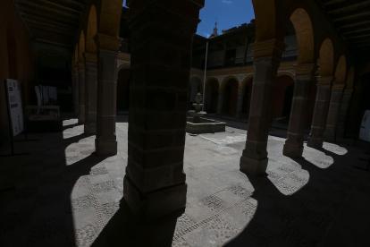 Fotografía de la casa de estilo neoclásico construida en 1870, que perteneció al expresidente de Ecuador Gabriel García Moreno.