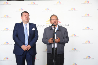 El asambleísta Mariano Curicama ofreció una rueda de prensa la mañana de este jueves 20 de octubre.