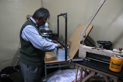 Considerable. A nivel nacional existen 2.500 imprentas dedicadas a fabricar facturas físicas.