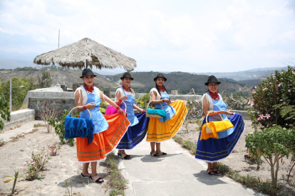 Comparsas. Entre los eventos de difusión cultural está incluidas actividades dancísticas y también vinculadas con la gastronomía.