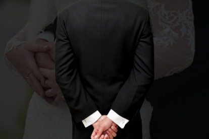 Un sujeto armado llegó a una iglesia para asesinar al novio.