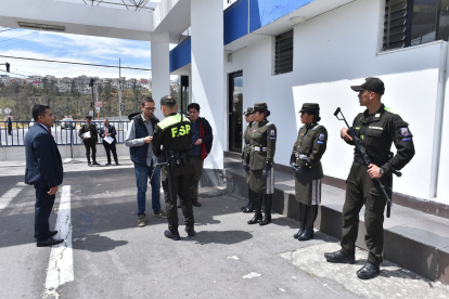 Imagen referencial de mujeres policías, en la Escuela Superior de Policía, en Quito.