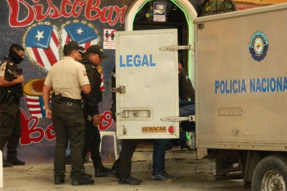 El presunto asalto a clientes de la discoteca del barrio San Jacinto donde murieron dos personas ocurrió aproximadamente a las 03:00.