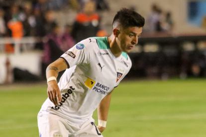 El defensa ecuatoriano Andrés López no seguirá en Liga de Quito en la temporada 2023.