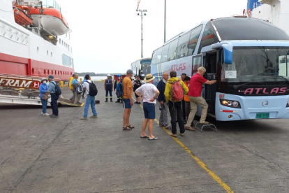 Puerto. Turistas que llegaron en cruceros al país.