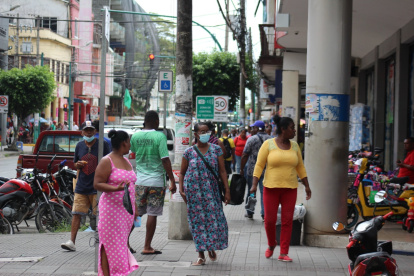 Actividades. La semana pasada, como consecuencia de amenazas, cientos prefirieron cerrar los negocios.