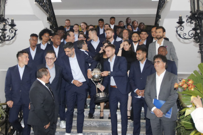 Los integrantes del campeón de la Copa Sudamericana 2022 se reunieron con Guillermo Lasso en el salón de banquetes