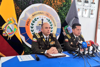 Toma de la rueda prensa sobre la desarticulación de una red delictiva "Los Choneros", y tráfico de moneda falsa.