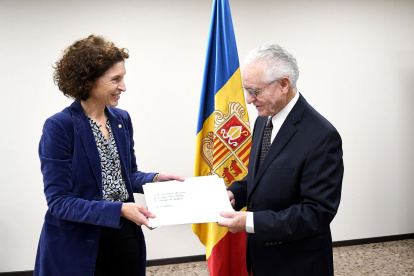 El embajador ecuatoriano Andrés Vallejo durante la presentación de sus cartas credenciales en Andorra.