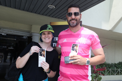 Los hermanos Raisa y Henrique Guglielmi pudieron canjear sus entradas para la final.