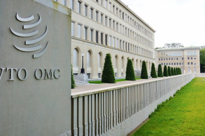 La Organización Mundial de Comercio coordina las negociaciones.