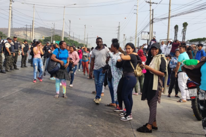Exteriores de la Penitenciaría del Litoral.