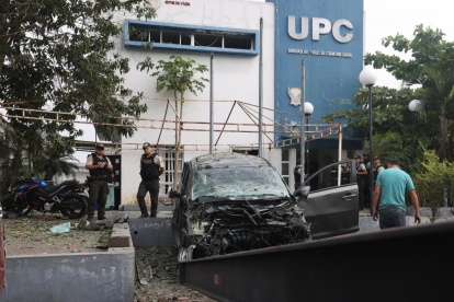 Varias unidades de policía comunitaria fueron blanco del crimen organizado, la madrugada de este martes 1 de noviembre.