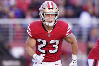 Christian McCaffrey dejó a los Carolina Panthers a cambio de tres selecciones del Draft 2023 y una del 2024 para jugar con San Francisco