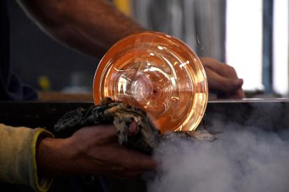 Fabricación de vidrio. Foto archivo.