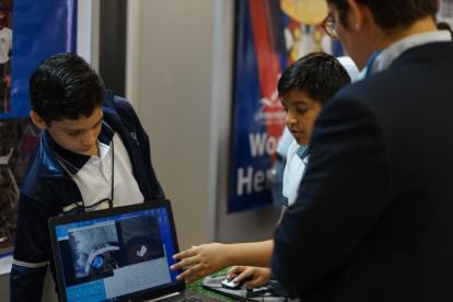 Los estudiantes de los planteles de Guayaquil se alistan para la jornada.