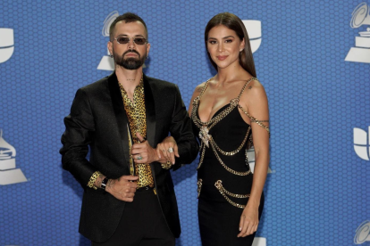 Mike Bahía y Greeicy