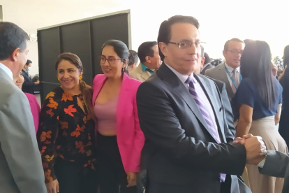 Este grupo se integra por asambleístas de Pachakutik, de la Bancada del Acuerdo Nacional (BAN) y algunos independientes.