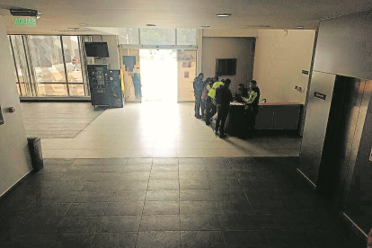 Lo detienen acusado de agredir, física y verbalmente, a su abuela de 80 años