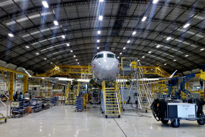 La firma embrear es clave en el ámbito industrial en Brasil.