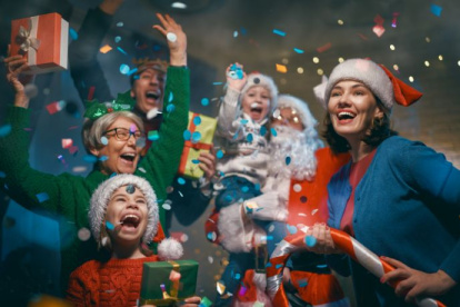 Familia reunida en Navidad