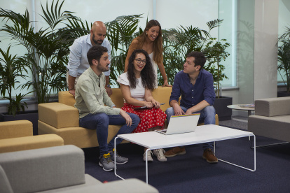 Oportunidad.- Se busca agregar a más mujeres en el trabajo de la plataforma de Cabify.