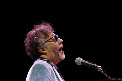 El cantante argentino Fito Páez durante el concierto que ofreció en el WiZink Center de Madrid.