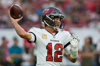 Tom Brady, figura legendaria de la NBA espera vencer con los Buccaneers en Alemania.