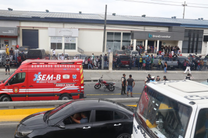 El oficial que participó en el operativo militar mencionó que ellos se encontraban camino a su cuartel cuando notaron a los pillos y se detuvieron para actuar.