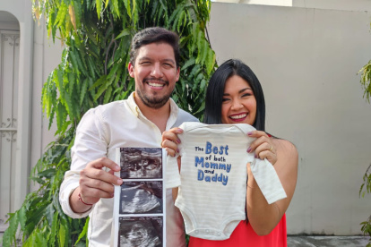 Titi con su esposo Efrén.