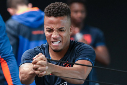 Byron Castillo entrena con la selección nacional de cara al amistoso contra Irak.