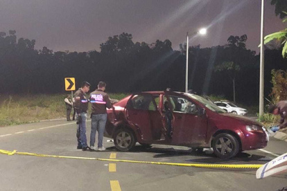 Quevedo. El automotor apareció abandonado en la Ruta Ecológica.