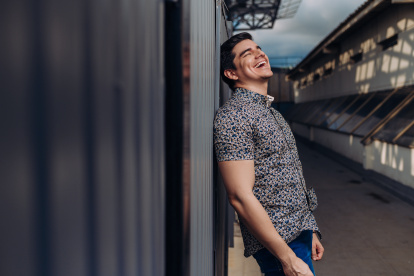 El presenador de noticias de RTS.