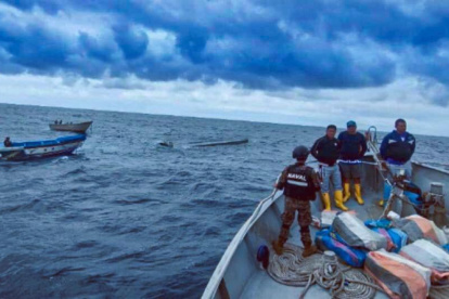 Bukele indicó que la tripulación de ecuatorianos intentó hundir la embarcación en alta mar.