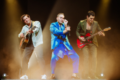 Julio, Jesús y Bibi.