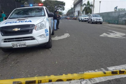 El pasado 14 de julio una doctora fue herida tras ser atacada con disparos en los exteriores del hospital Teodoro Maldonado Carbo.