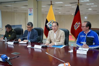 utoridad. Santiago Guarderas, alcalde de Quito, presidió la cita.