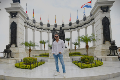 Durante su segunda visita a la ciudad.