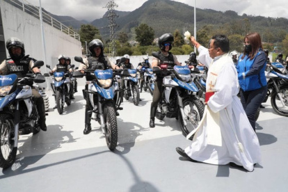 Entrega. El pasado jueves la Policía recibió oficialmente las motocicletas.
