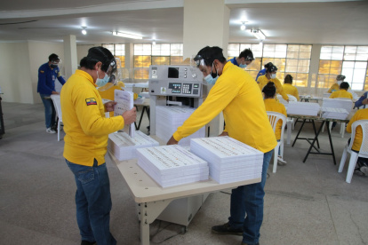 El Instituto Geográfico Militar estará a cargo de la elaboración de los documentos, como en otras ocasiones.