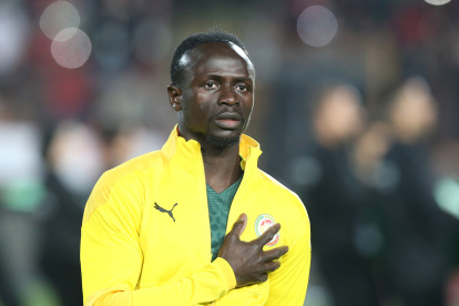 Sadio Mané durante un partido con Senegal en la Copa de África.
