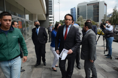 Diligencia. Fernando Villavicencio acudió a la audiencia convocada por la jueza Manosalvas.