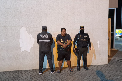 El detenido actualmente se encuentra a la espera de la audiencia para la formulación de cargos