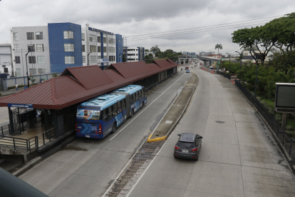 En lo que va de noviembre se han registrado cuatro choques en paradas de la troncal 1 y 2.