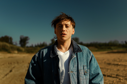 Hasta ahora, la canción con más reproducciones en Spotify del álbum es A veces junto a Feid.