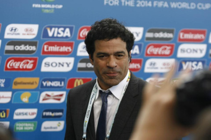 Raí, exseleccionado brasileño, criticó la excesiva censura de la FIFA.